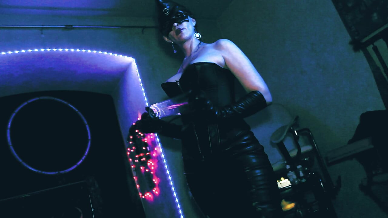 Leather Mistress Eva Latex Femdom Fetish Milf Toys Penis Pump BDSM Kink Hot Sexy