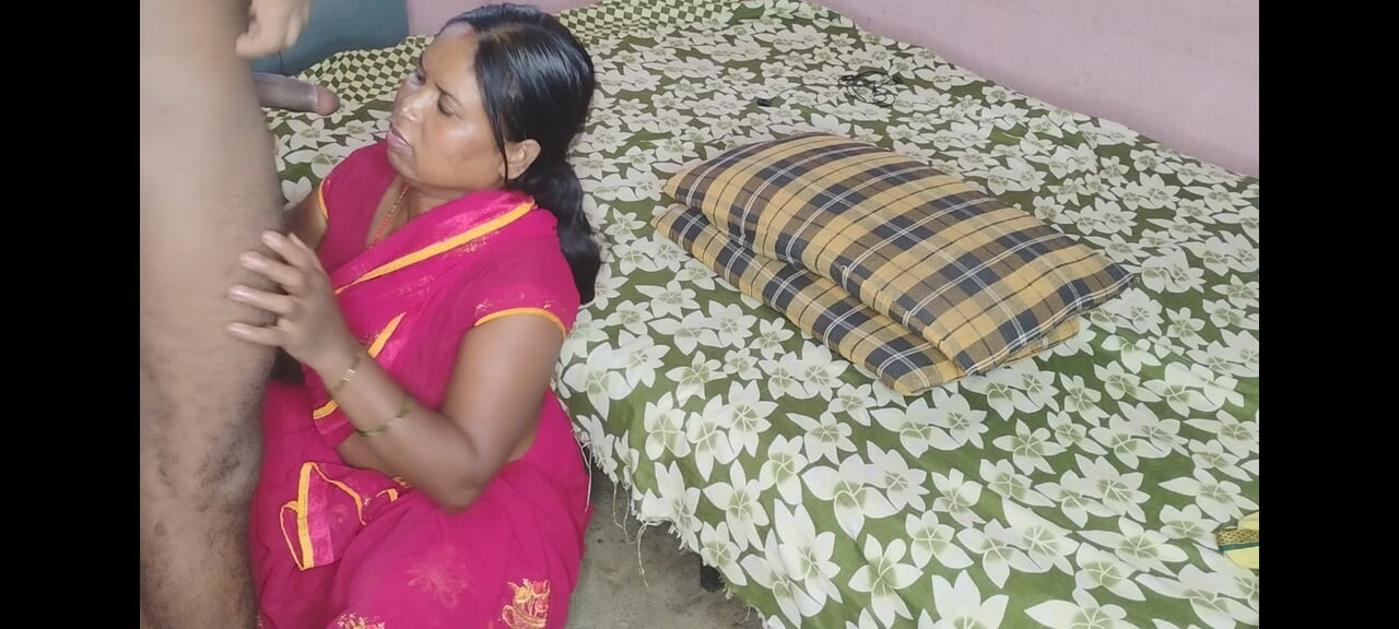 Sundar Mousi Ji Ko Raat Mein Jabardast Chudaye Kiya Maza