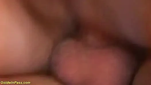 Толстушку-девушку с чудовищными сиськами грубо трахнули