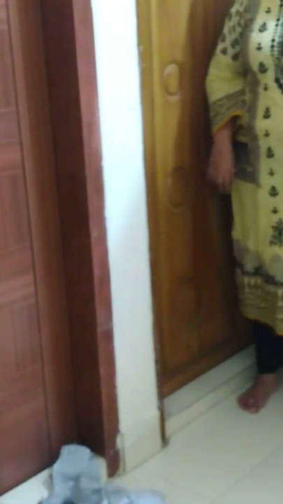 Sasu Ma Ko Tapa Tap Chudai Apni Damad! (Mother-in-law fucked by son-in-law when wife is not at home) | Clip 1