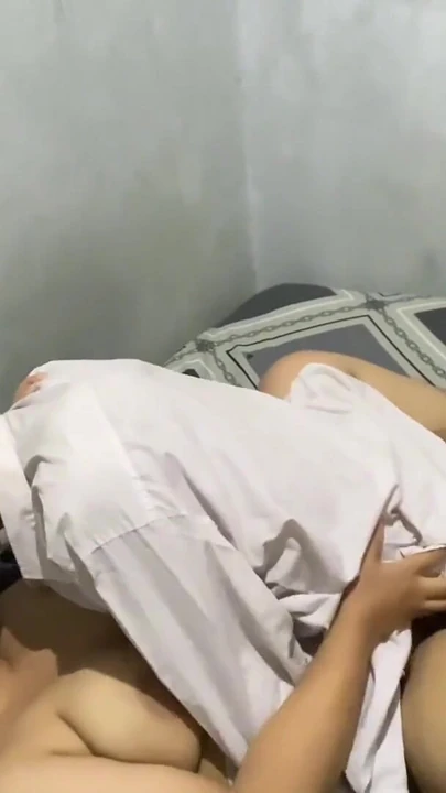 “与他好朋友的妻子出轨”的标志性时刻