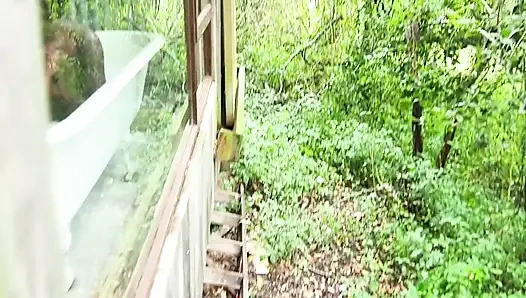 Ağaç tepelerinde sikilme