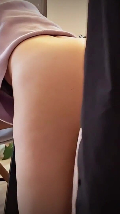 Hotwife MILF gives blowjob and gets forced to squirt and is fucked rough on the dining table | Clip 1