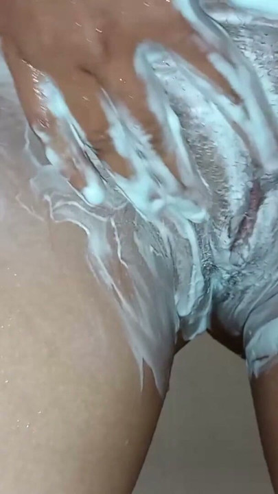 Muslim Girl shave white pussy - Muslim ladakee ne safed choot shev kee. | Clip 1