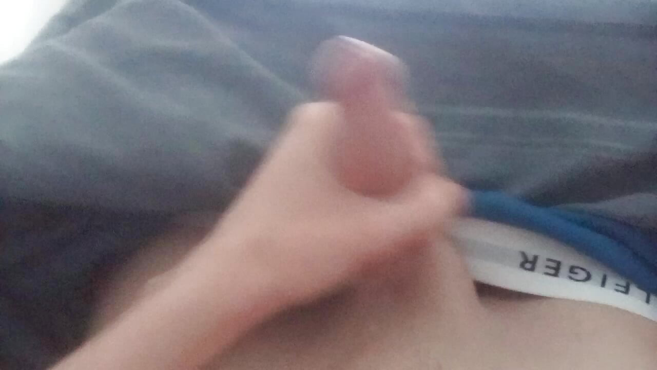 Quickly jerking off in the morning