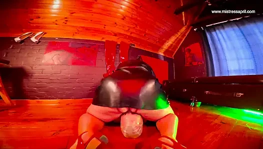 Dominatrix sahibe April - oda hizmetçisi işkencesi