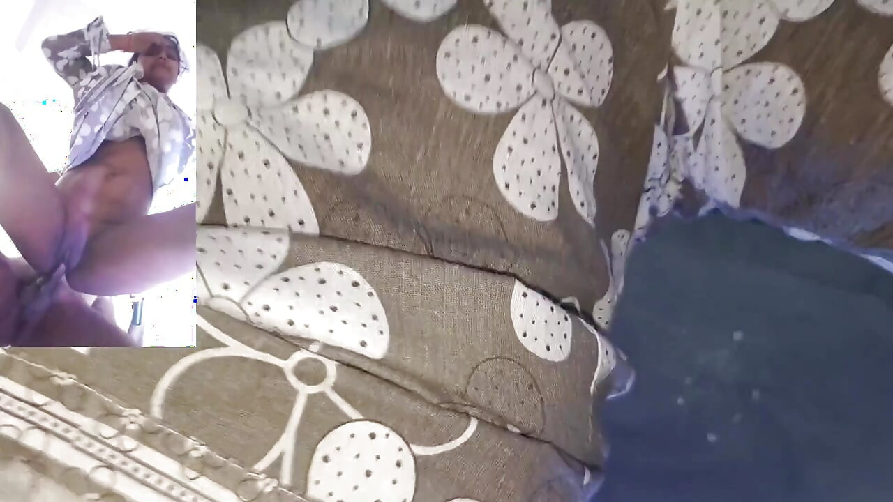 Hot Sudipta Bhabi Ki Zabardast Chudai - Duże piersi pressują na pieska