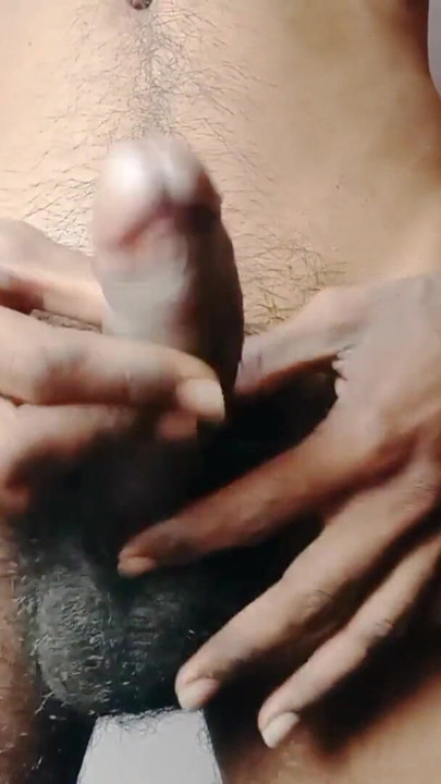 Rajeshplayboy993 cumming on the face | Clip 1