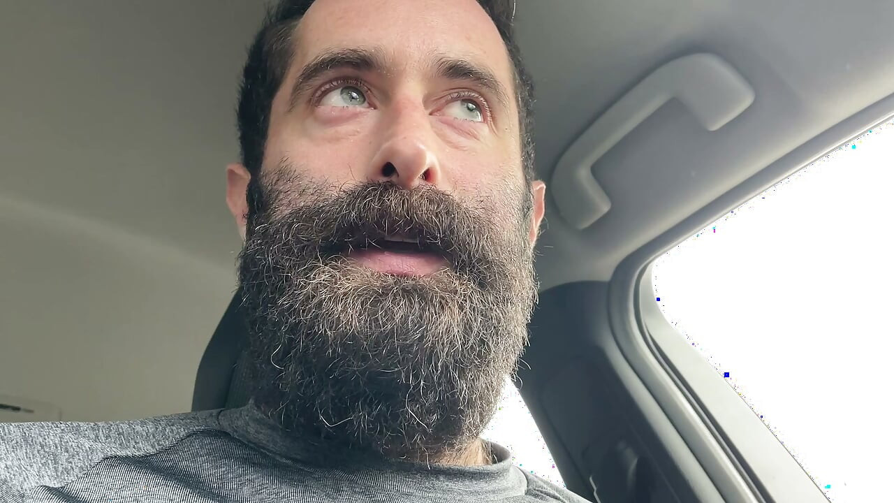 Guy Woof Jerks Off in His Car Full Video on JFF