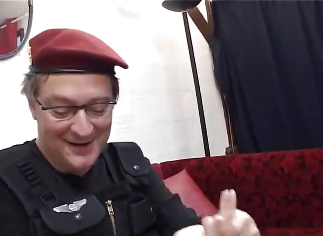 ตีก้นของ Liliane