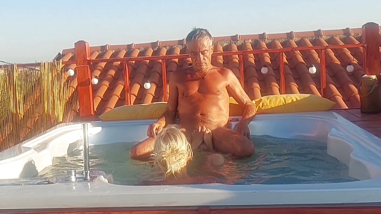 Selena's Outdoor Sex Games