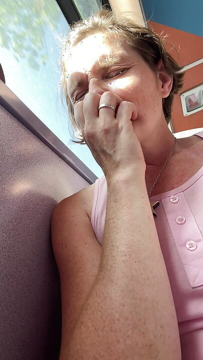 Commando in a miniskirt gives easy pussy access on the bus, and makes my fingers smell amazing!