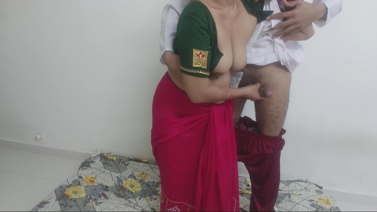 Padosan Bhabhi Ki Mast Chudai Jaldi Mai Gaand Mar De Indian Aunty Ki Standing Position Mai