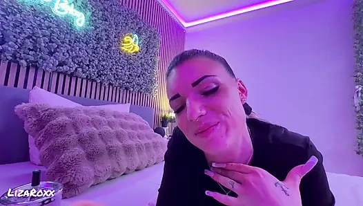 Застукал меня за курением... Превратился в грязный минет в видео от первого лица