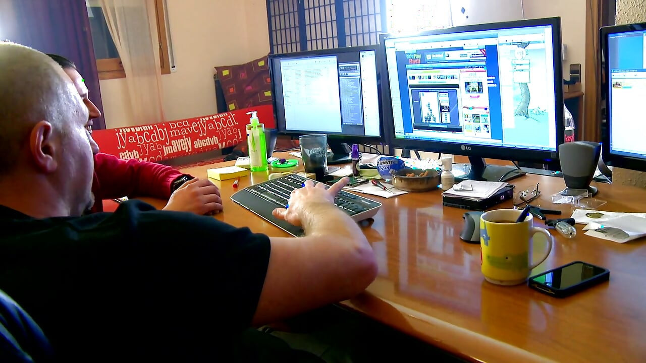 amateur is looking forward to her first porn shoot4