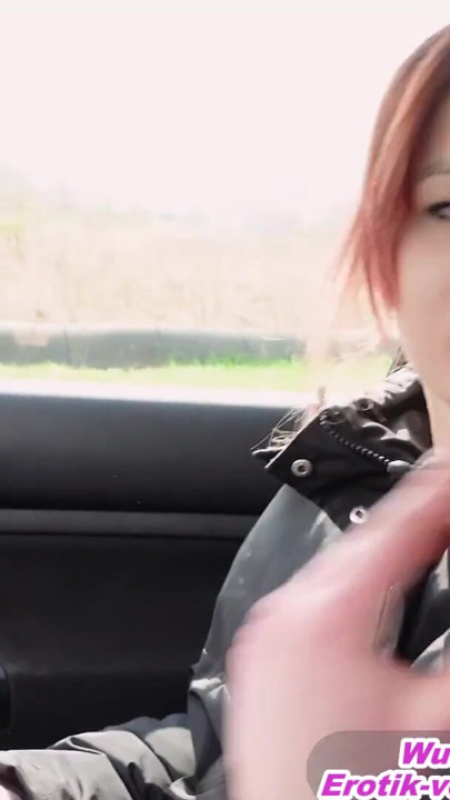 German amateur teen wants to cheat on blowjob car date | Clip 1