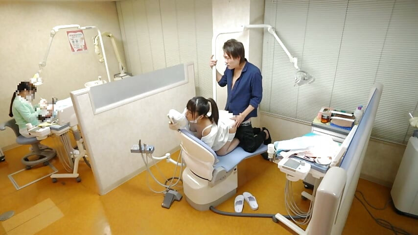 나와 함께 눈을 가두는 치과 의사