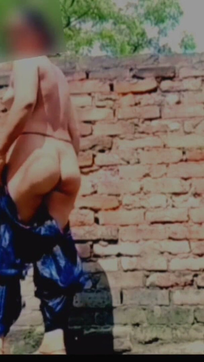 Desi hot girl bathing video hot teen girl | Clip 1