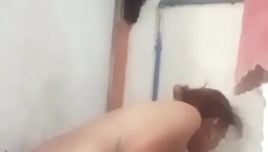 I'm horny while I'm on bath