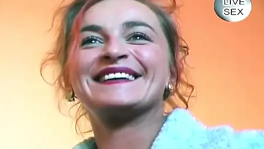 Amatör hatun yarak emiyor sonra sert biniyor