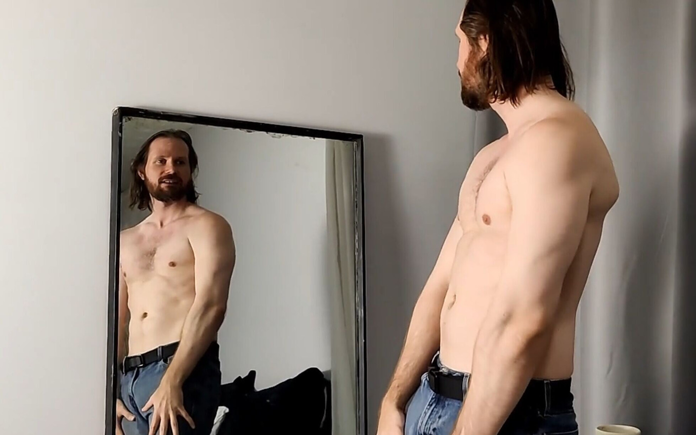 Amigo se transforma em corpo adonis sexy cobiçado bi-transformação