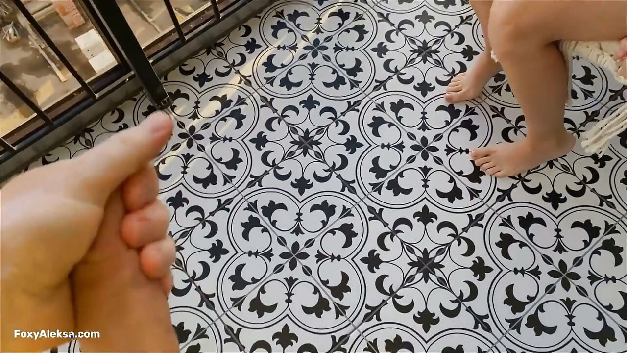 Omg! Crazy Surprise Filled My Mouth with Hot Cum!
