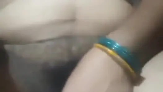 Das Sexvideo Der Braven Schwägerin Spielt Mit Analplug