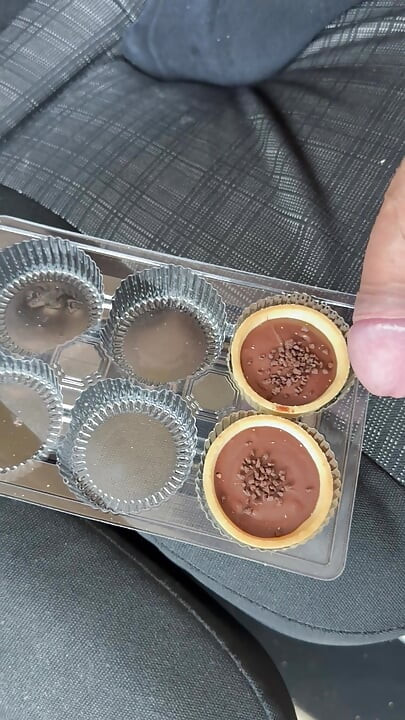 I cum on the dessert with a lot of cum and eat it.