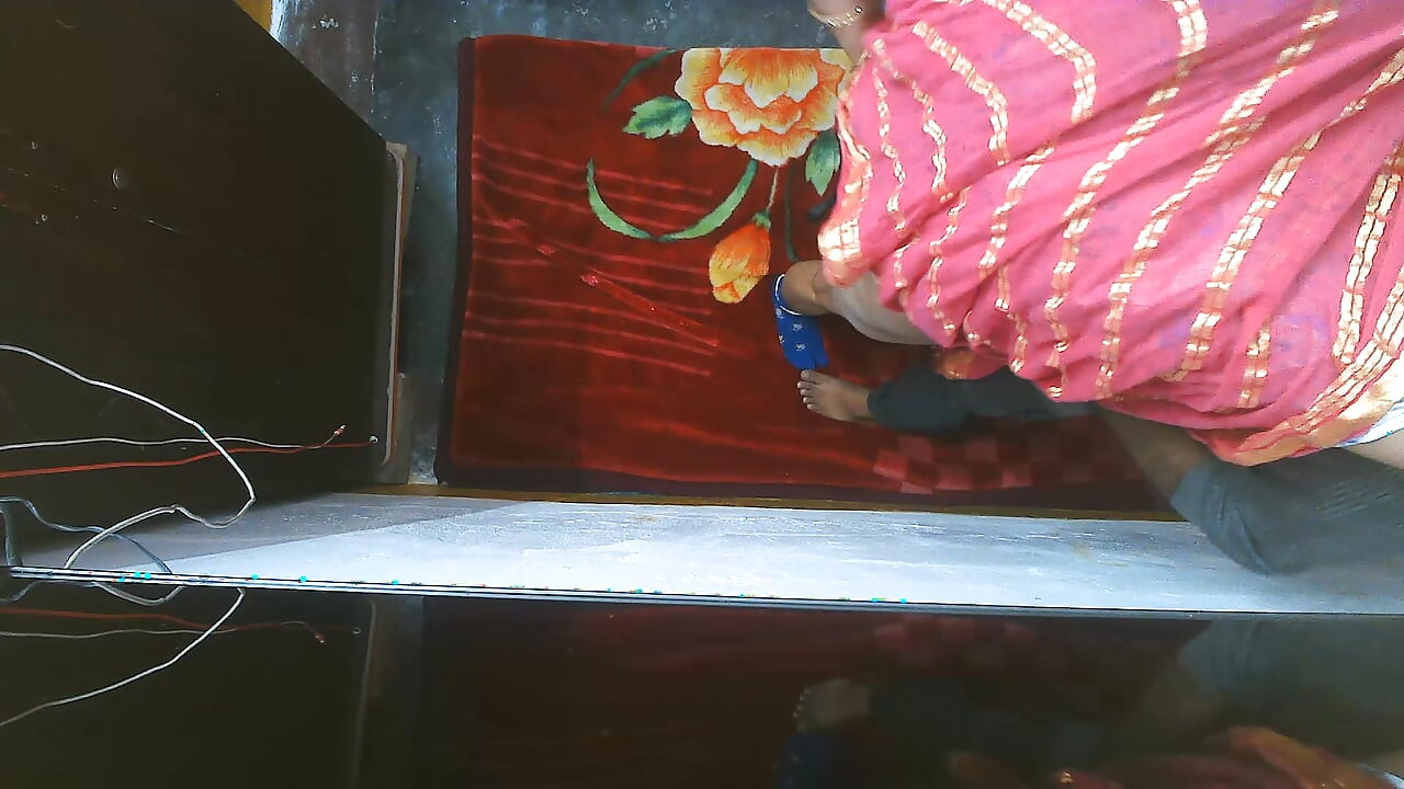 Sexy Milky Maid's Fuck