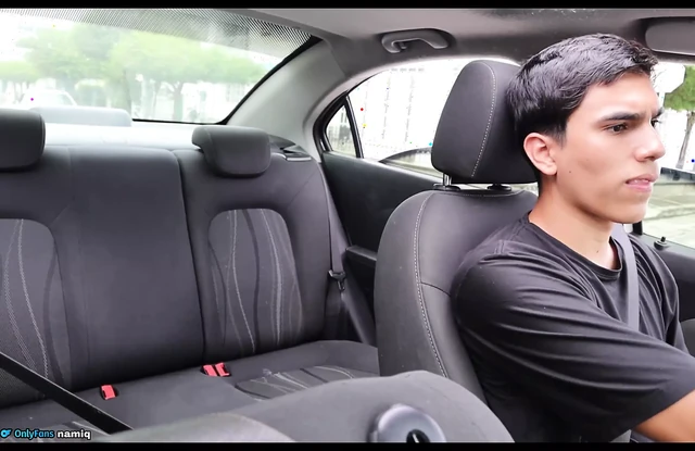 Horny Couple Couldn't Wait And Fucked In The Car