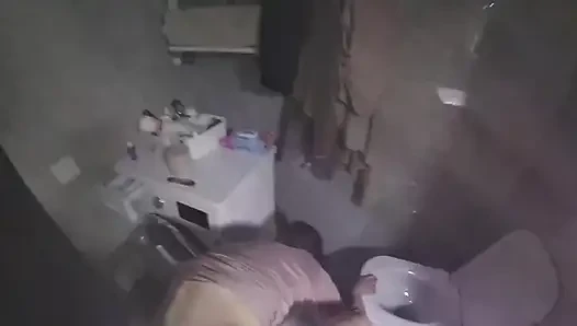 Gerçek aldatma. Arkadaşı karısının götünü sikiyor