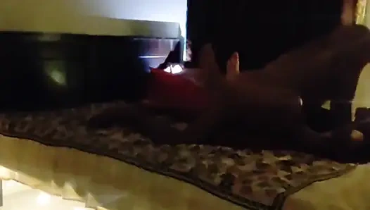 Hintli desi kız arkadaş zevkle inliyor