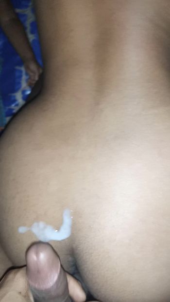 Bangla-Sperma im Arsch. Bangladesch-Fick und Sperma in den dicken Arsch