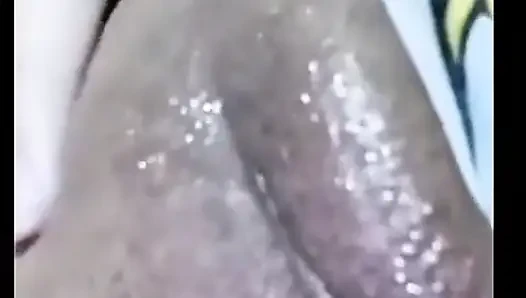 Bu çok iyi hissettirdi, fışkırtarak geldim, ilk fışkırtmamı yaptım!