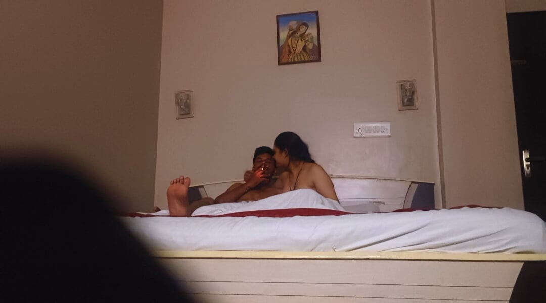 Romantik oyo kız arkadaş erkek arkadaş ateşli seks