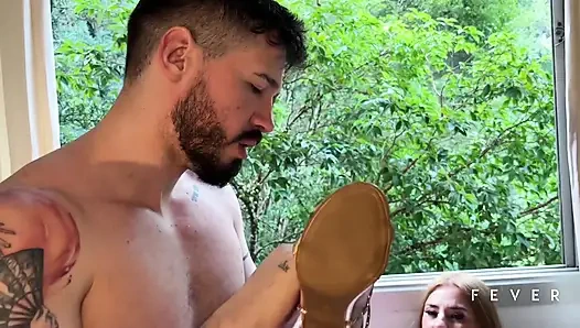 En Seksi Yıldızı Patty Kimberly'den Lezzetli Ayak Hareketi.