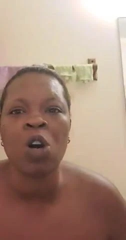 Ebony BBW goddesskaramel punit sa tapette en ligne