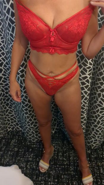 My wife loves stripping and showing off her body