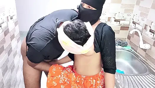 Desi bhabhi pussy fuck in the kitchen room by dever