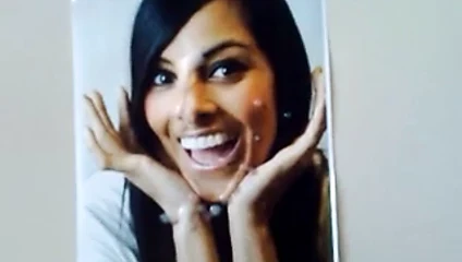 Collien Ulmen-Fernandes cum tribute
