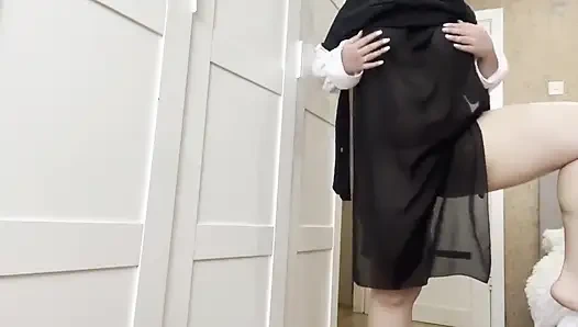 Arab MILF with Big Tits Masturbates Her Pussy