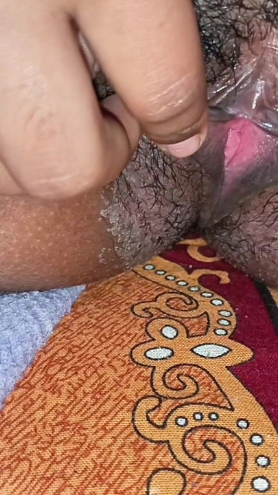 Teman wanita saya menghisap zakar besar saya dan kemudian saya mengongkek isteri saya dengan keras dan dia malam bahagian1 | Klip 3