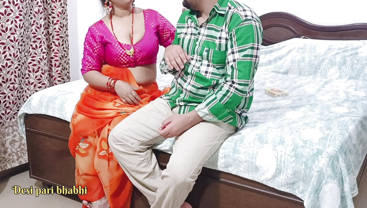 Mami ko Bday Gift Dene Ke Baad Bhanje ne Jamkar Chudai ki