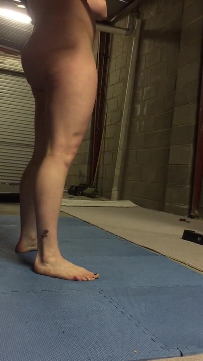 Senaman bogel - bahagian 16