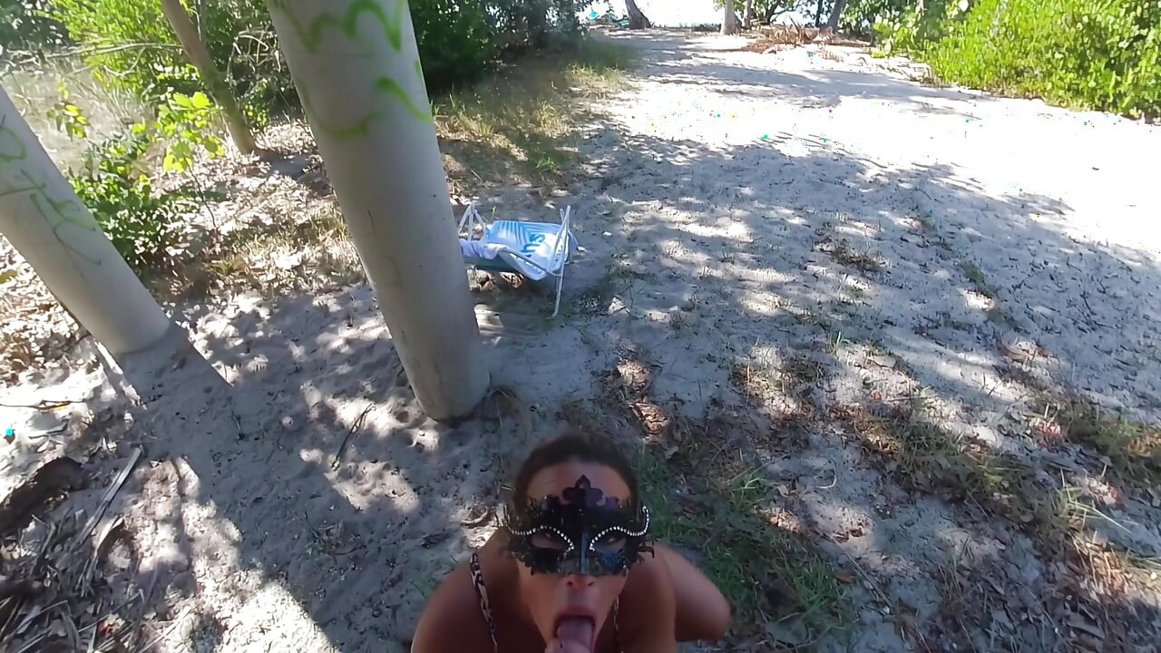 Jetski Island Fit Miss Lexa Seks