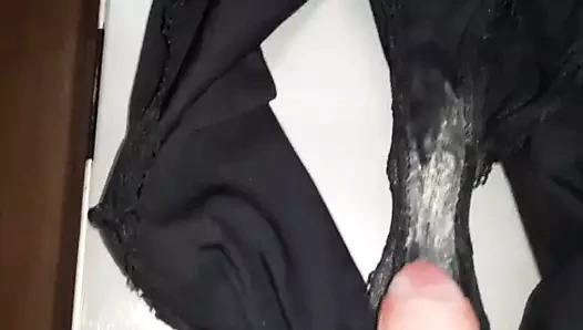21 Mayıs 2018 - hannah'nın yıpranmış külotuna cumming
