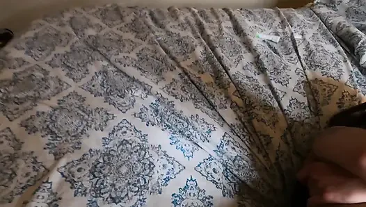 Большой черный член хорошо долбят мою офигенную задницу