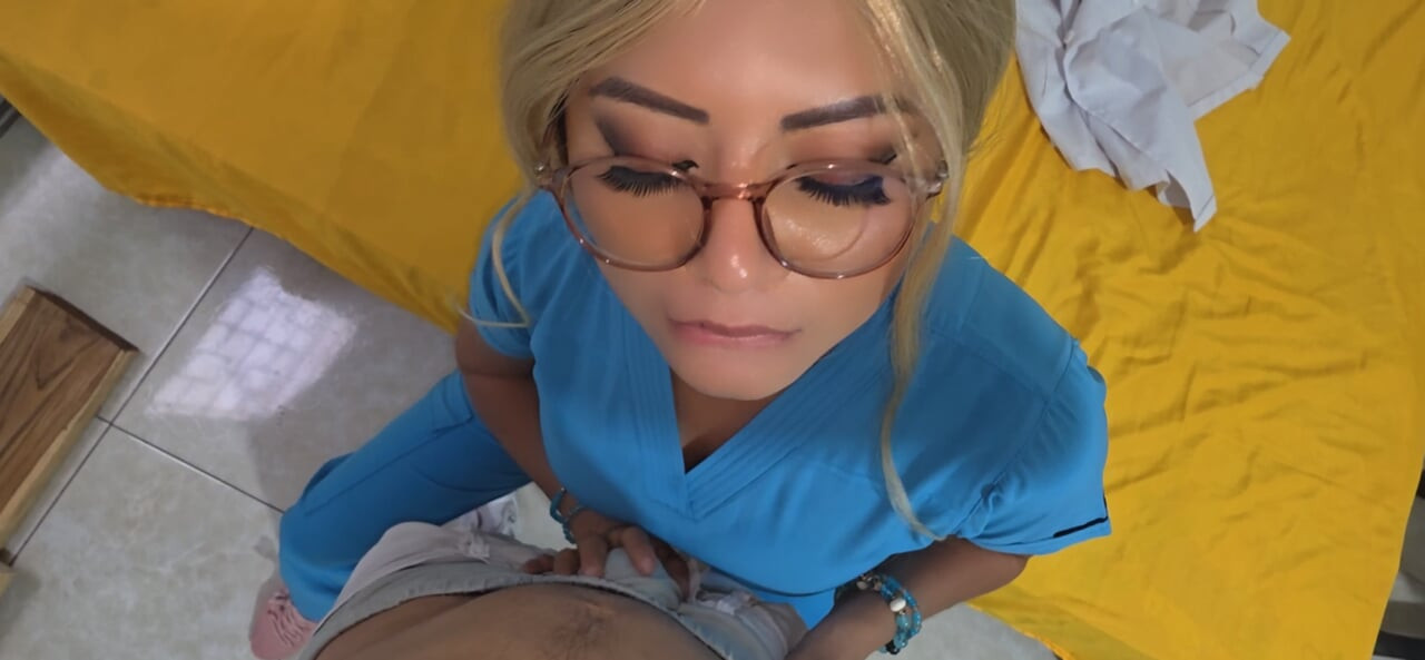 Super beautiful Latina nurse is discovered