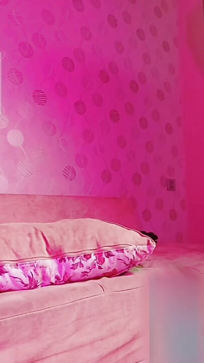 Beautiful Sissy Dressing Up Several Hot Skirts On Her Big Booty