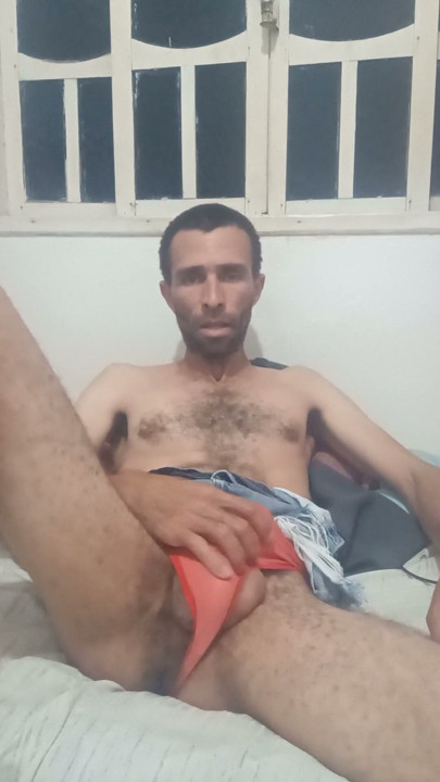 Βλέπω σε όλους τη γύμνια μου, μου αρέσει να δείχνω τα πάντα του σώματός μου χωρίς ρούχα για να τα δει όλος ο κόσμος | Κλιπ 2